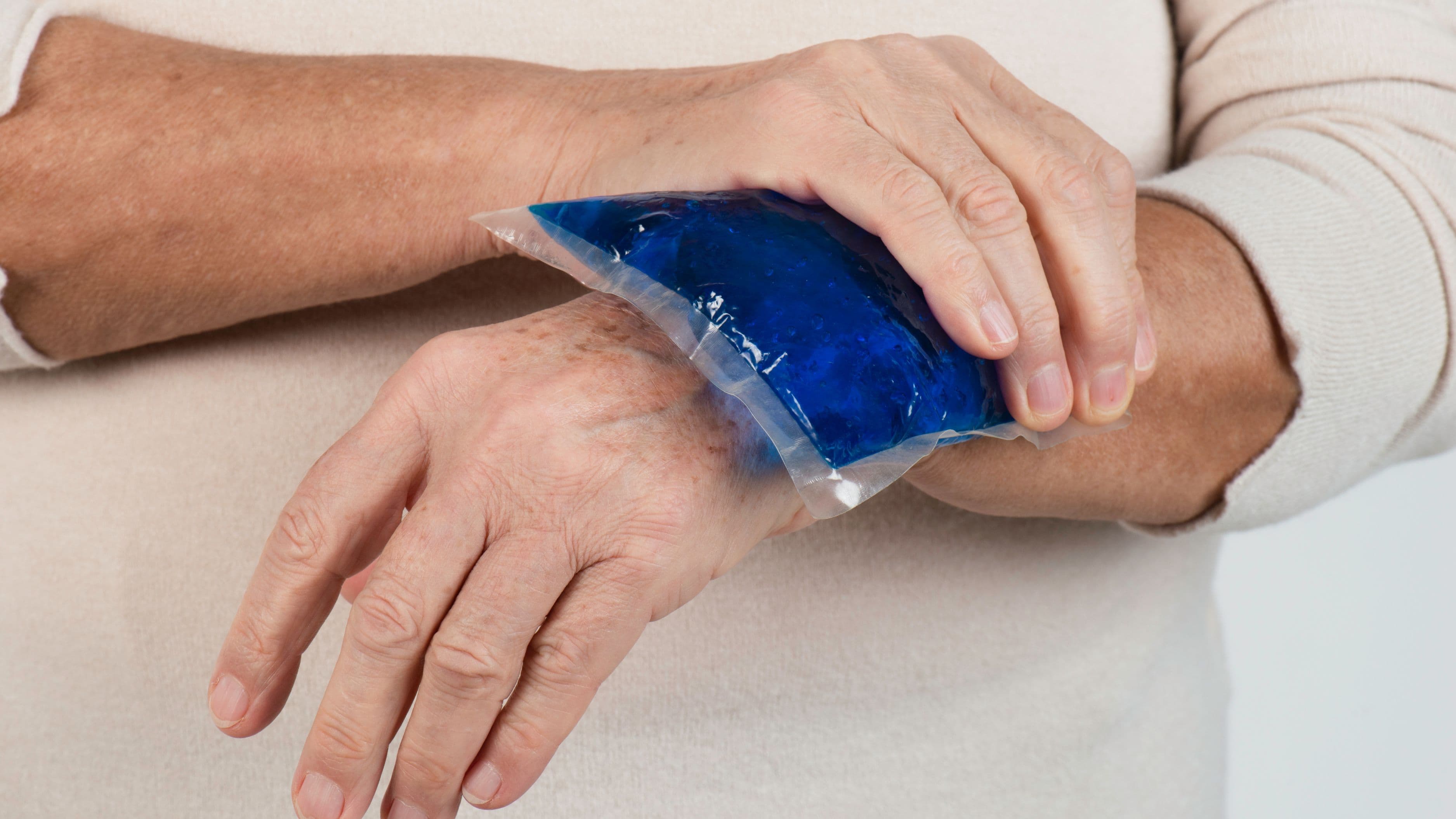 Contrast Therapy Protocols: Cold-Heat Cycling for Elite Recovery